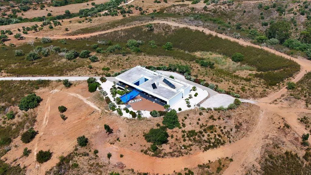 Villa Sernadinha 95