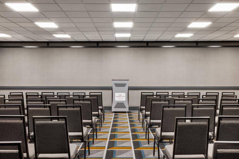 Crowne Plaza Louisville Airport Expo Ctr 36