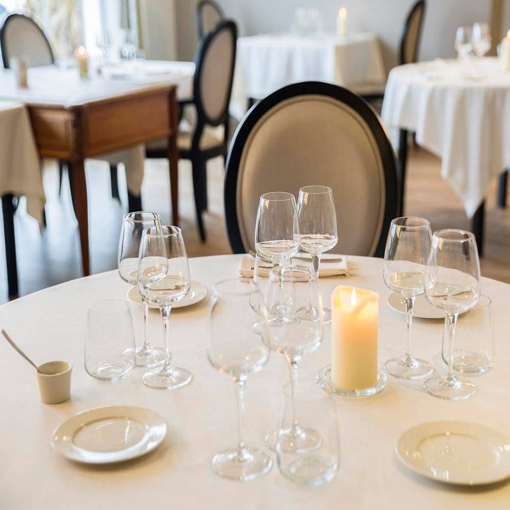 Autour de la Table 3