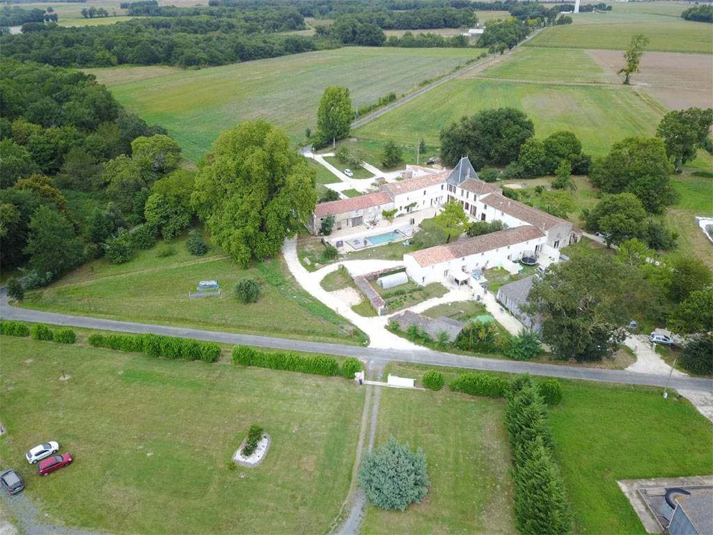 Le Domaine de la Fromigère 7