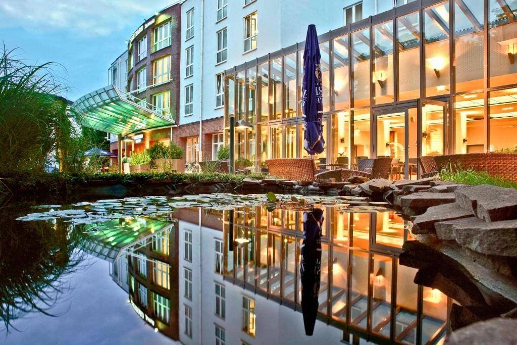 Courtyard by Marriott Dresden 1