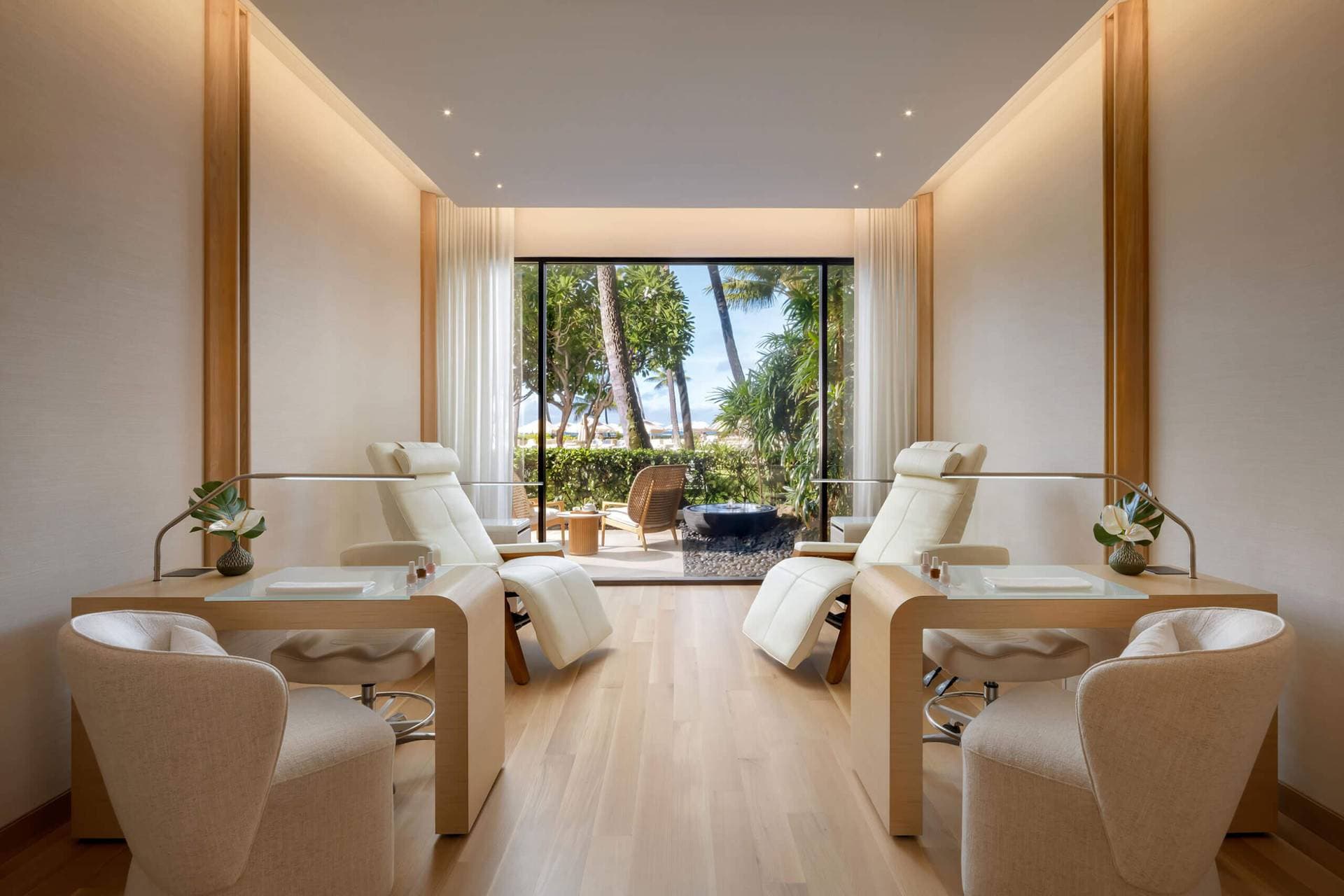 Halekulani Hotel 12