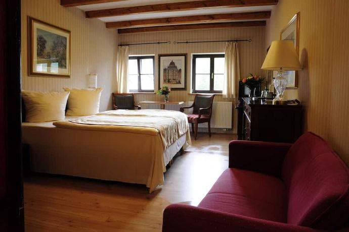 Hotel Schlossresidenz Heitzenhofen 7