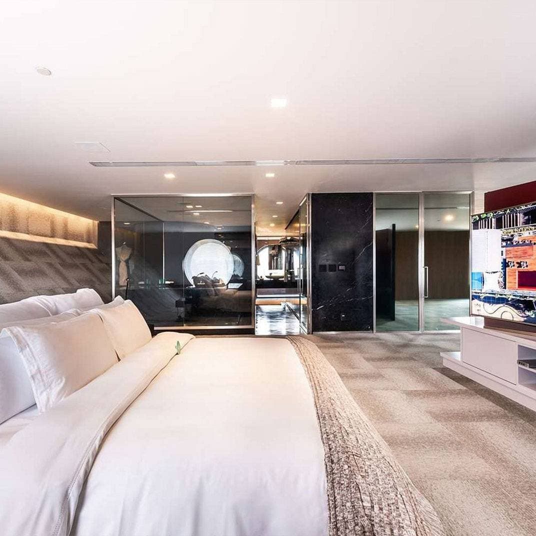 Hotel Unique 9