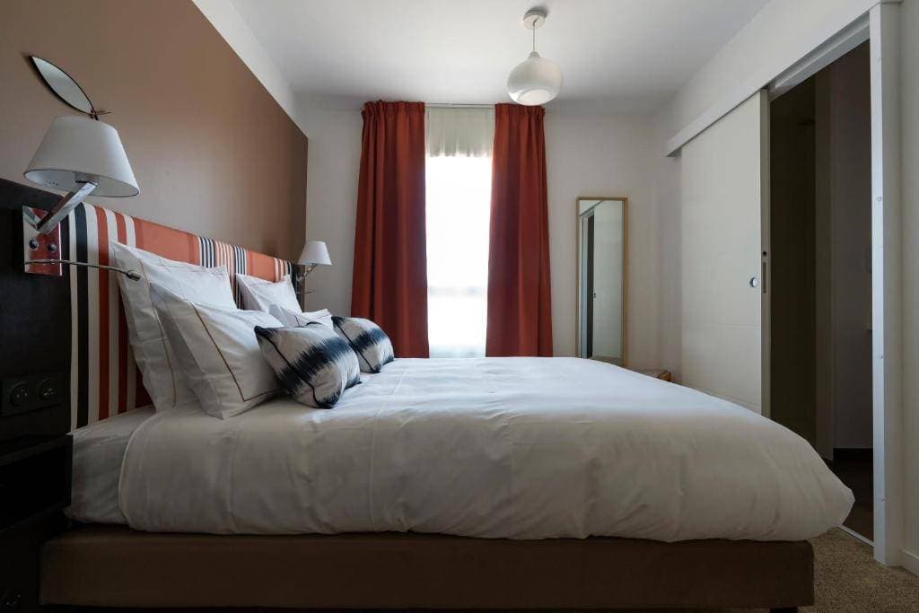 Hôtel le 25 13