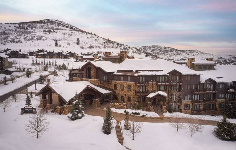 Waldorf Astoria Park City 13
