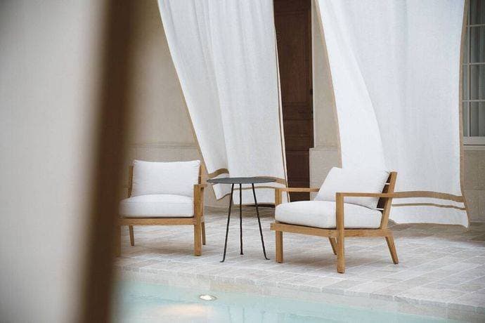 Cara Hotel 1