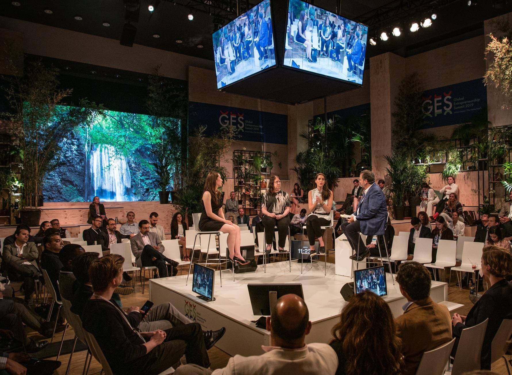 World Forum The Hague 7