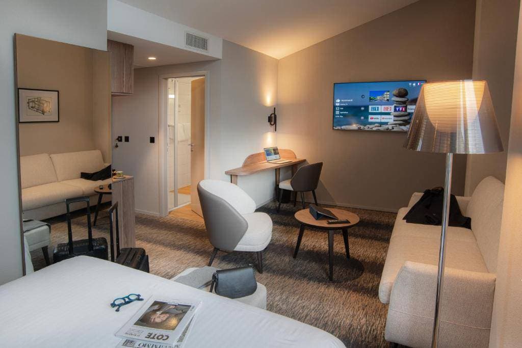 Hotel Aux Remparts 11