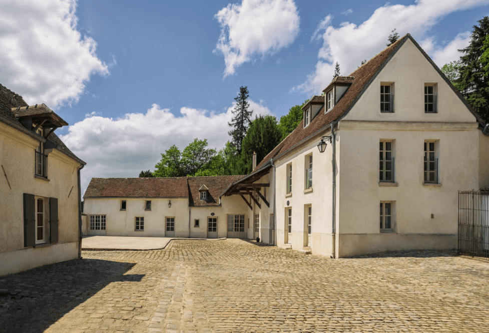 Le Château de Châtenay 10