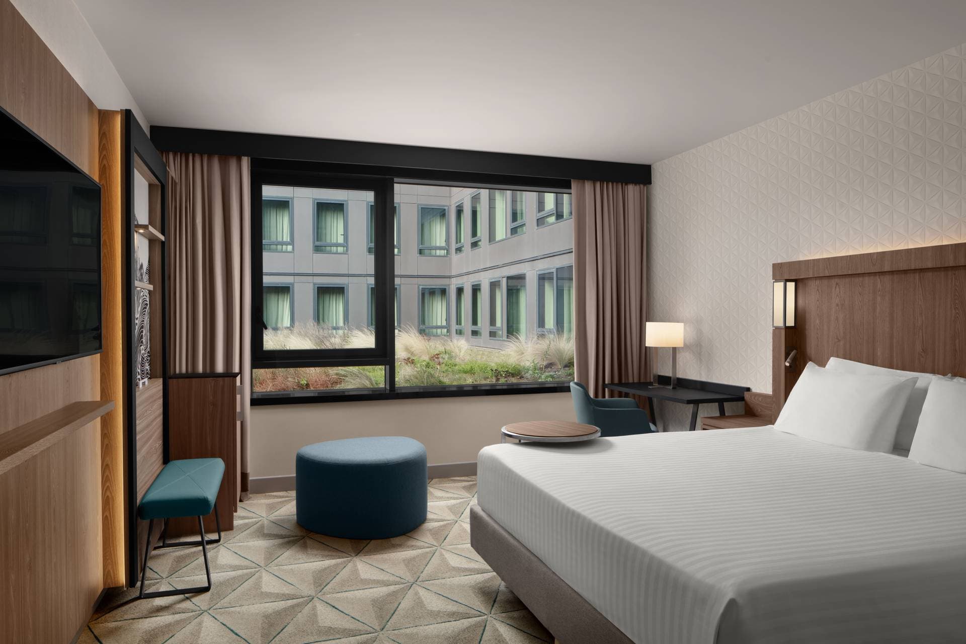Courtyard by Marriott Paris Porte de Versailles 33