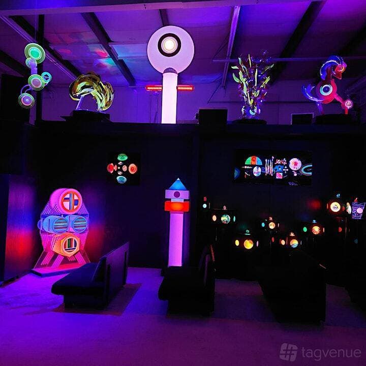 Lumonics Light & Sound Gallery 6