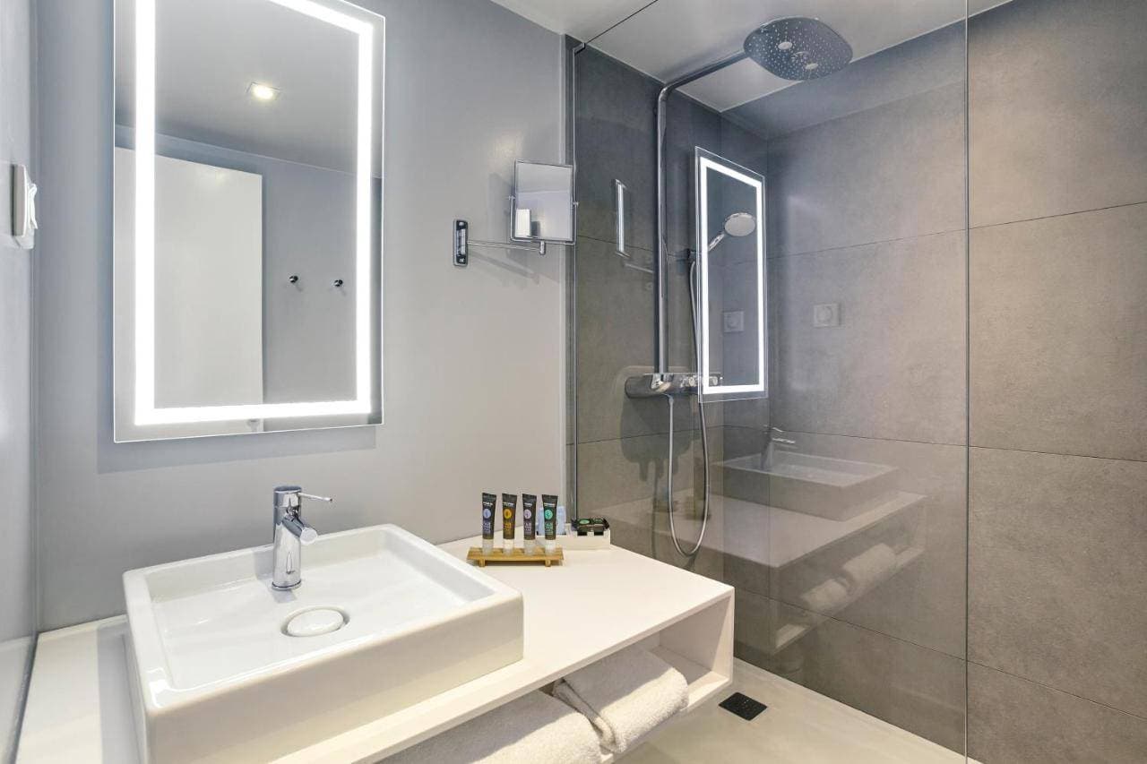 Novotel Paris Charles de Gaulle Airport  16