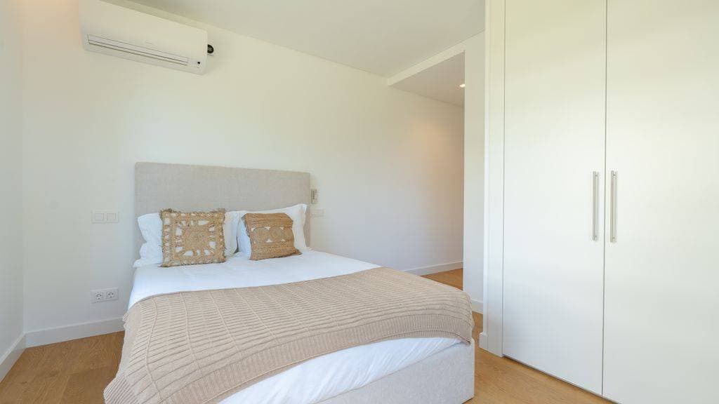 Acqua Sensation Suites by LovelyStay 25