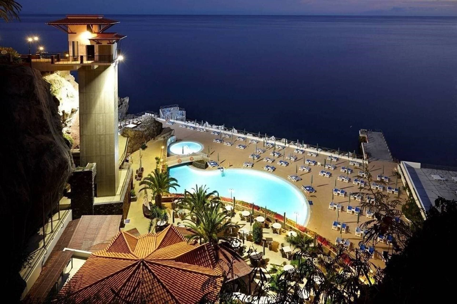 The Cliff Bay 8