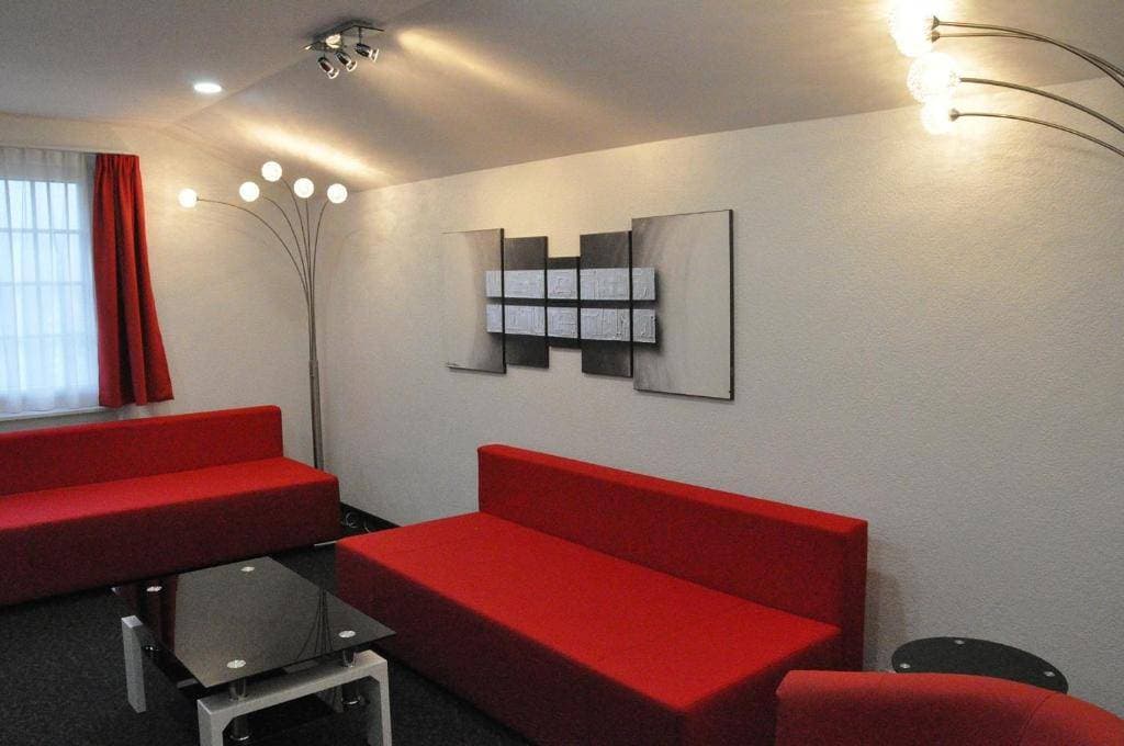 Hôtel-Restaurant du Chasseur 13