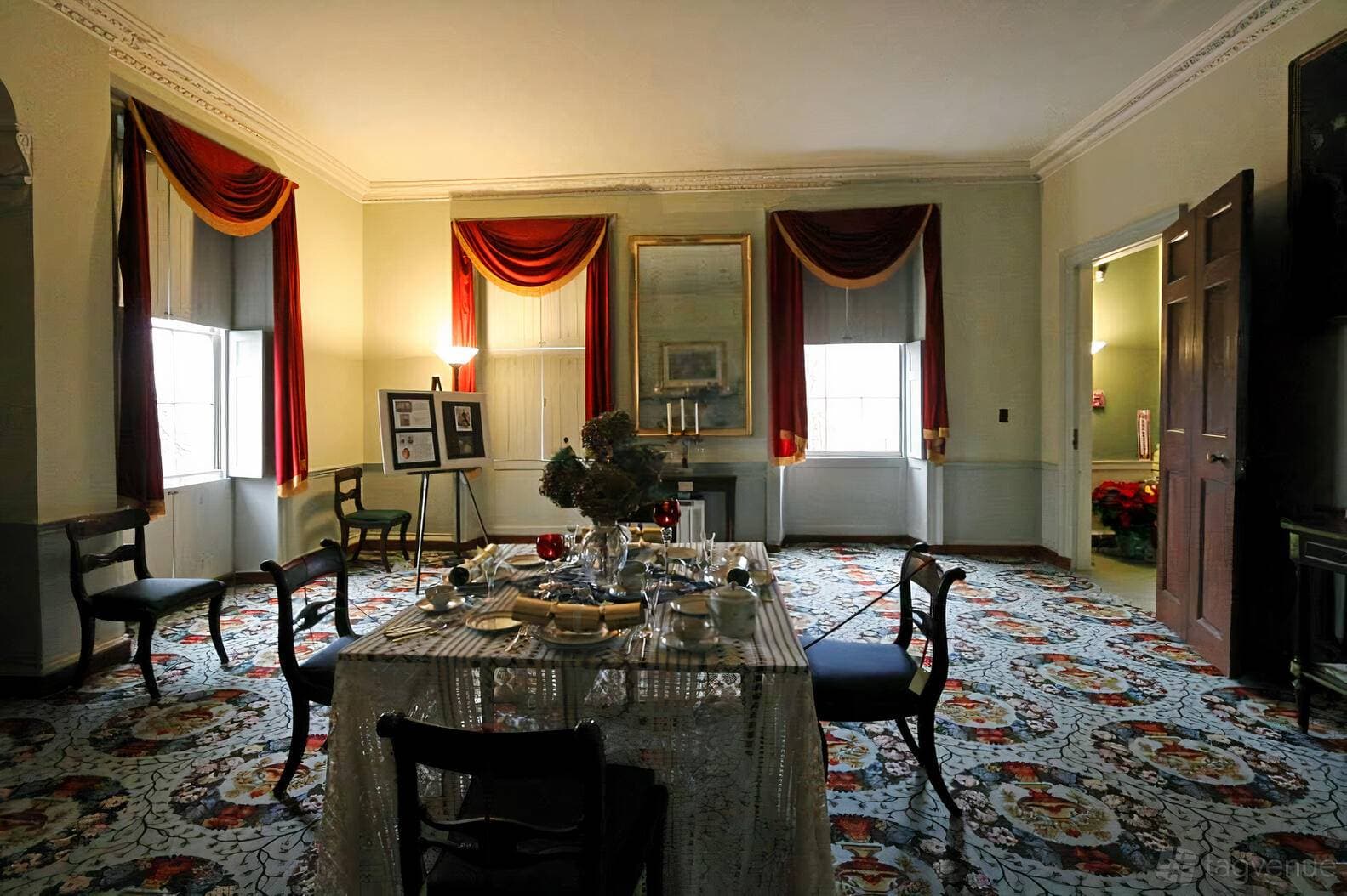 Shirley-Eustis House 11
