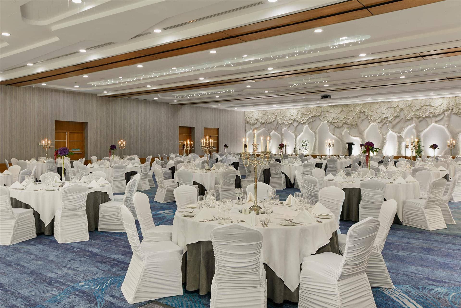 Crowne Plaza Northwood 4