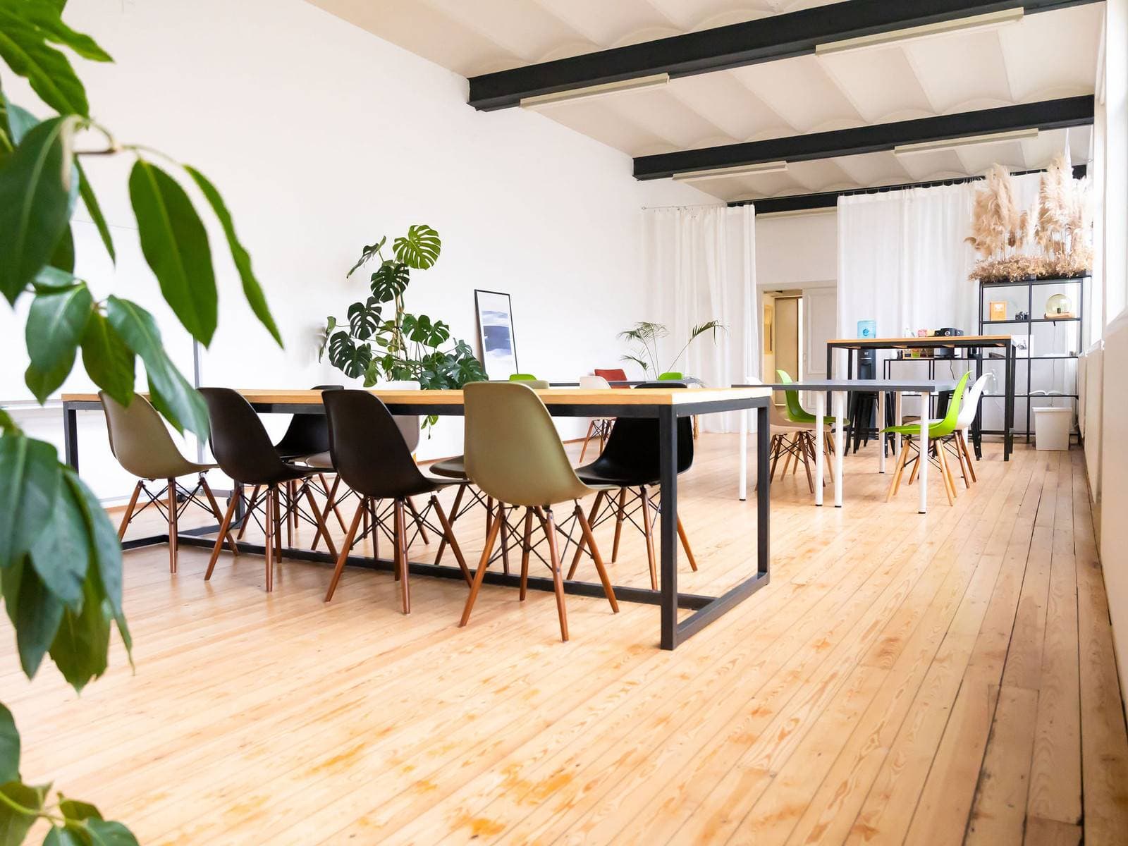 FRIDAY COWORK & MEETINGROOM in Antwerp 7