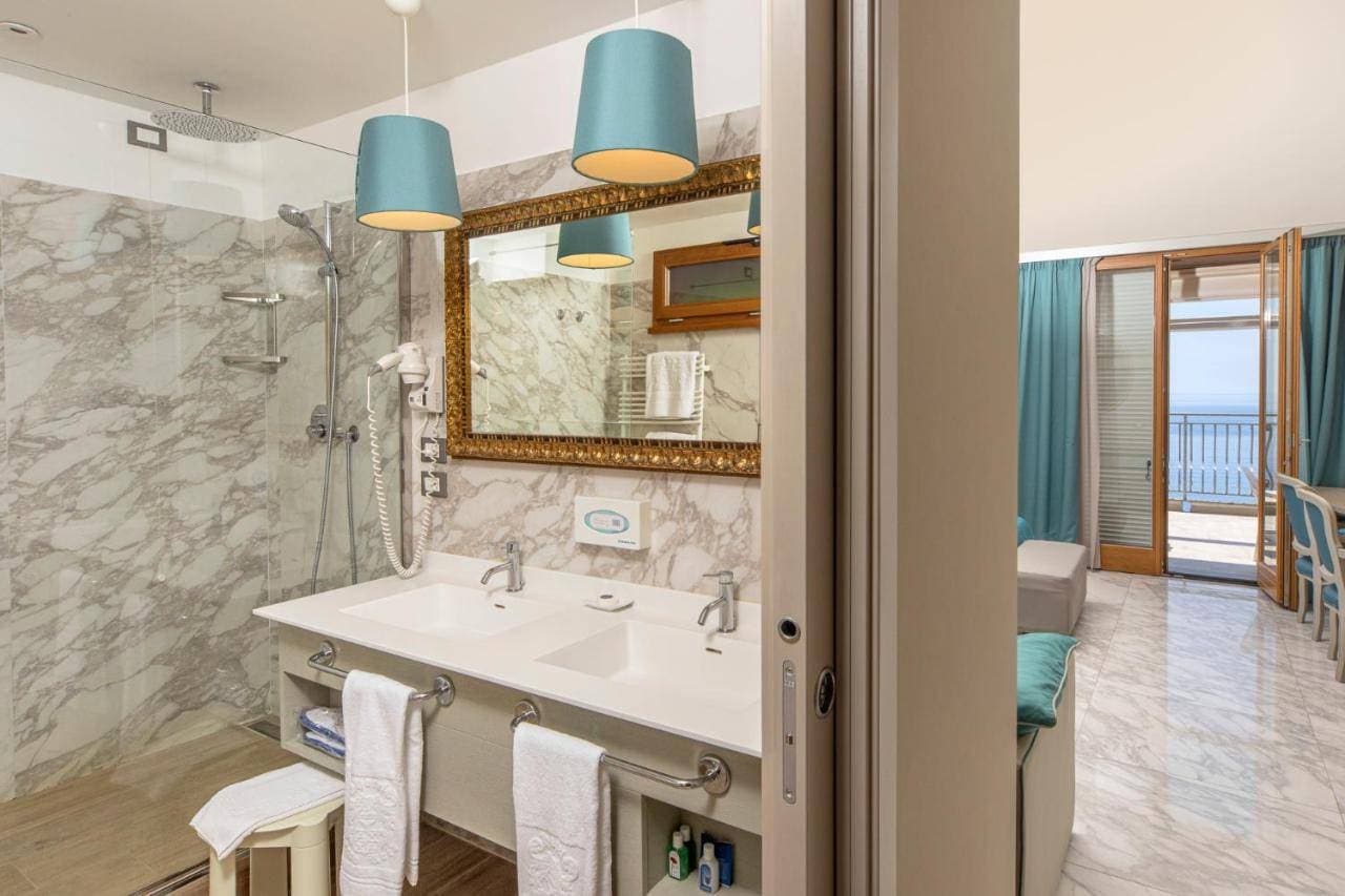 Hotel Porto Roca 30