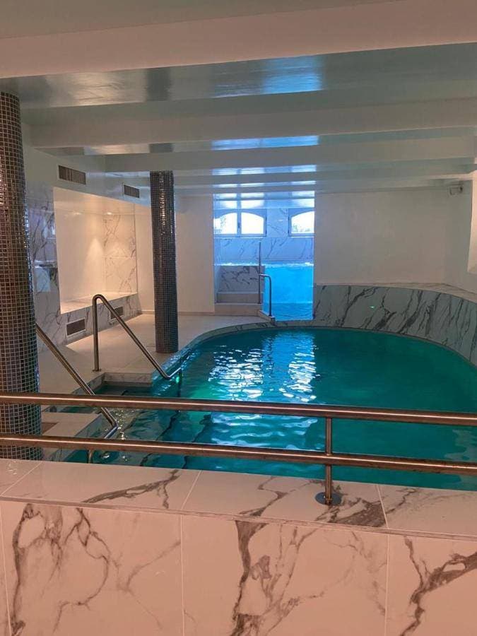 La Villa Navarre 12