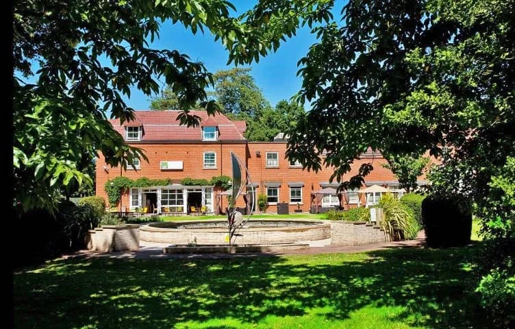 photo de The Pinewood Hotel