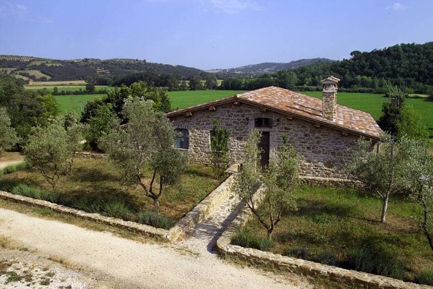 Casale Monticchio 6