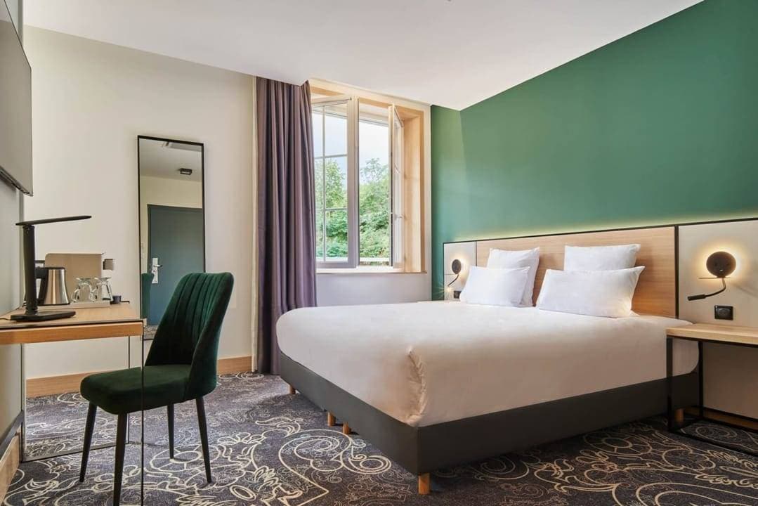Le Grand Hotel - Evaux les Bains 2