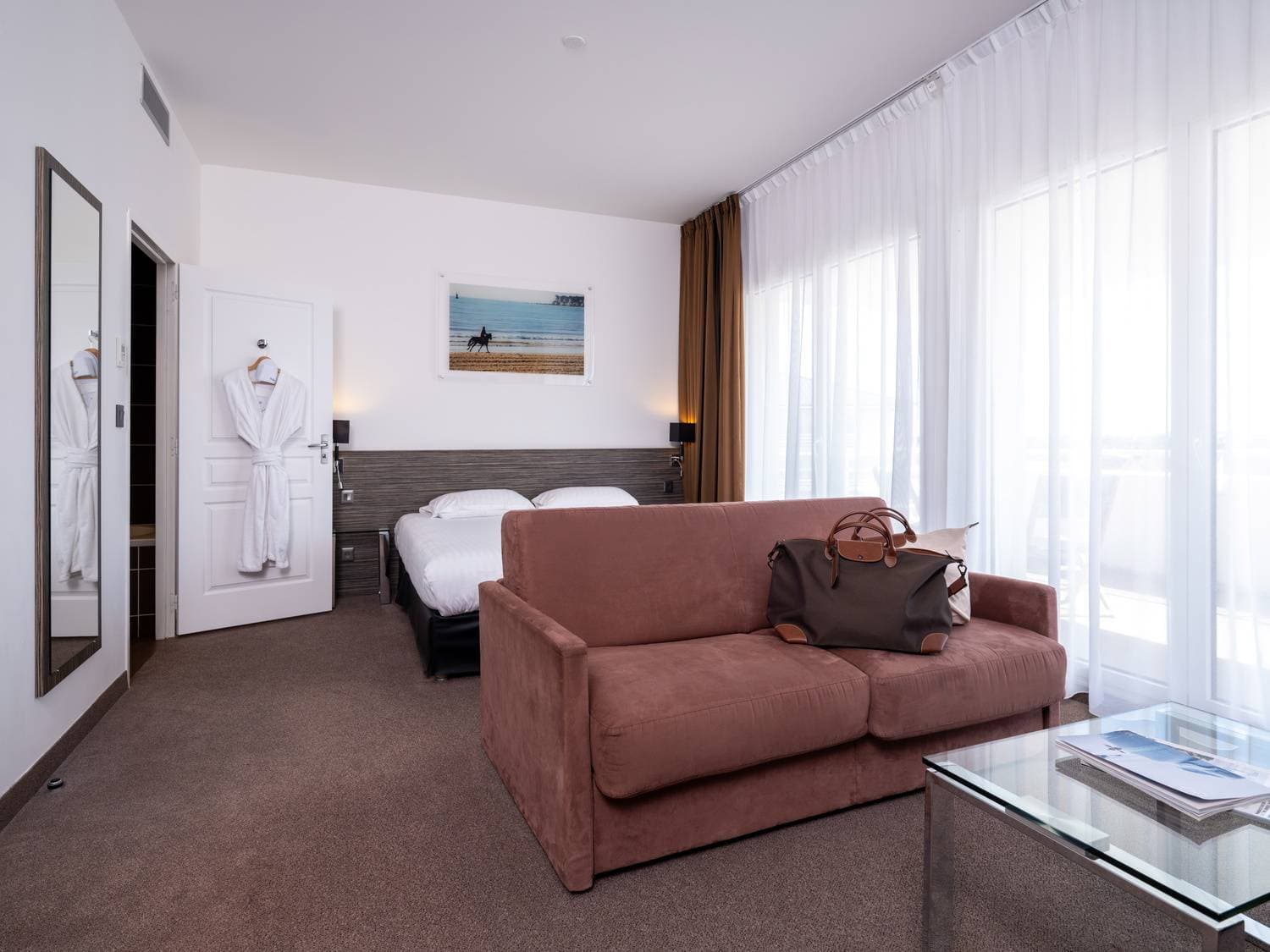 Golden Tulip la Baule 44