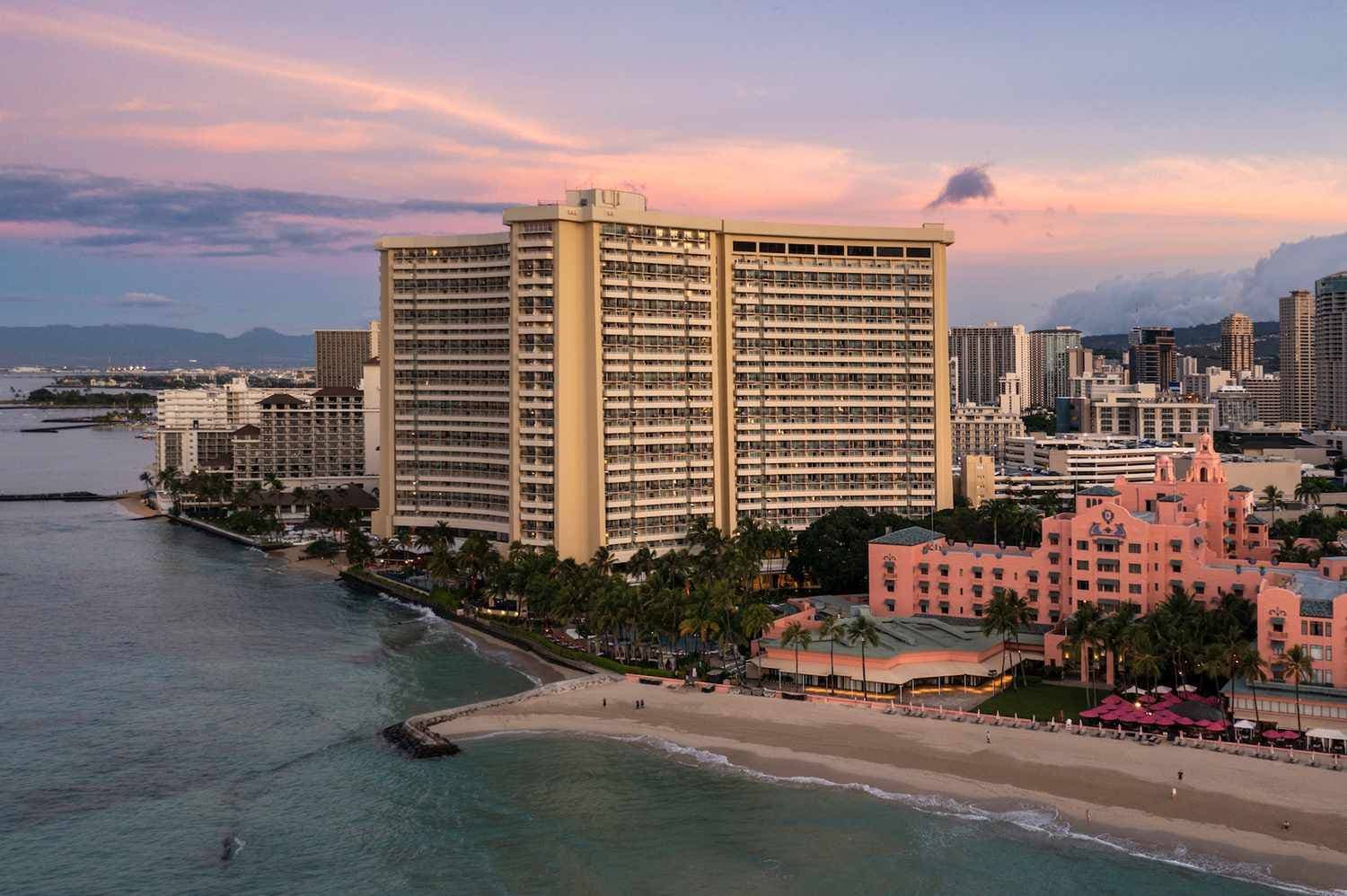 Sheraton Waikiki Beach Resort 1