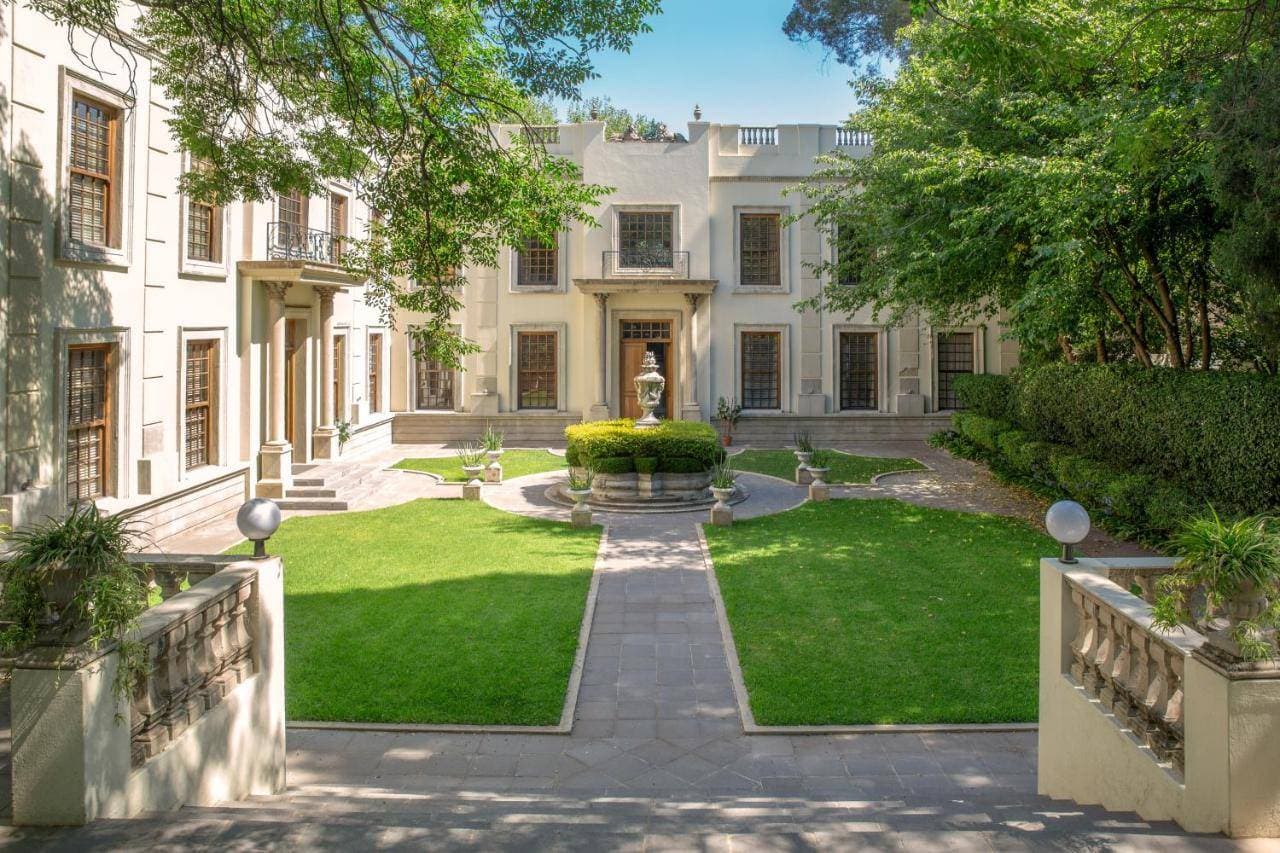Fairlawns Hotel & Spa 16