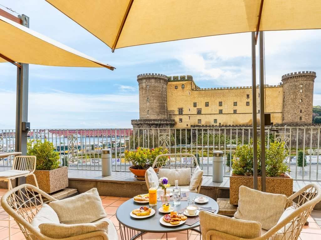 Mercure Napoli Centro Angioino 3