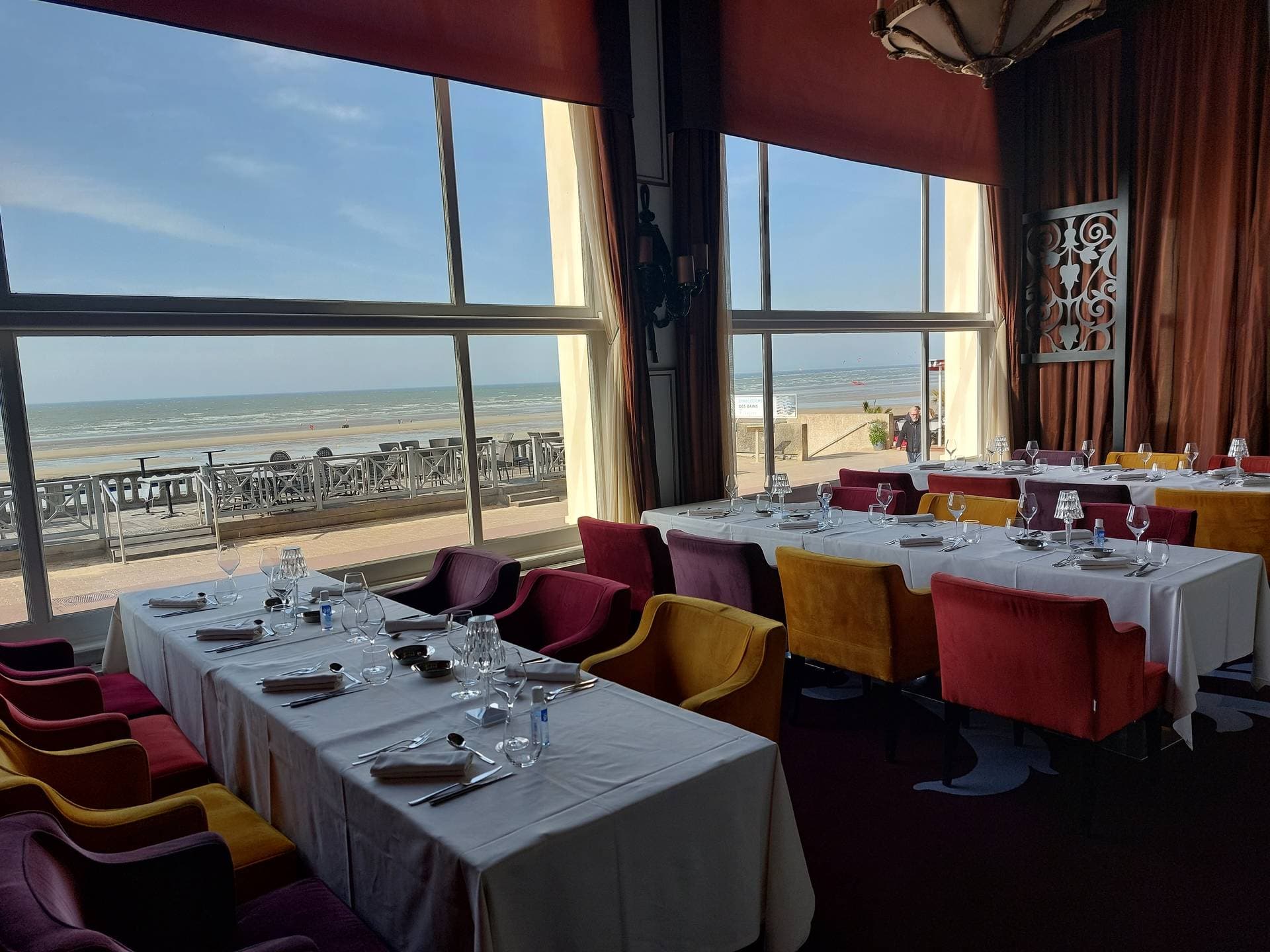 Le Grand Hôtel Cabourg 10