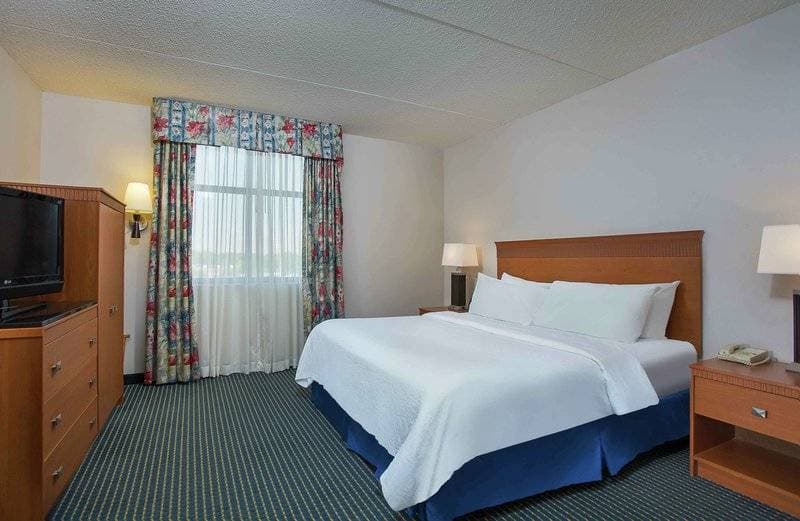 Embassy Suites by Hilton Lexington/UK Coldstream 41