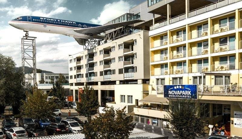 NOVAPARK Flugzeughotel Graz