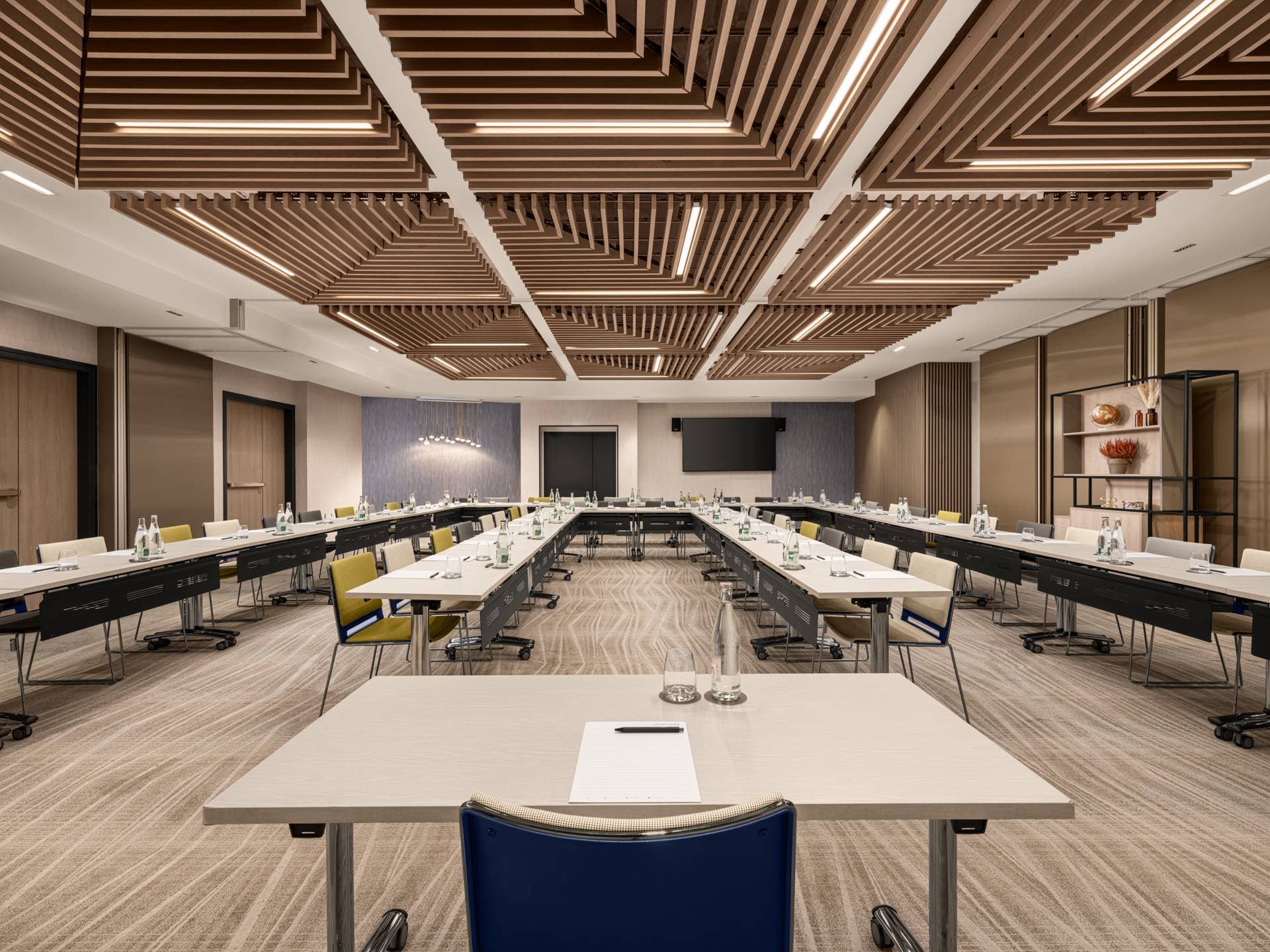 Courtyard by Marriott Paris Porte de Versailles 17