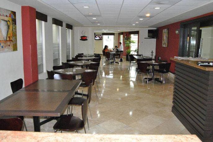 Hotel Alameda Express 7