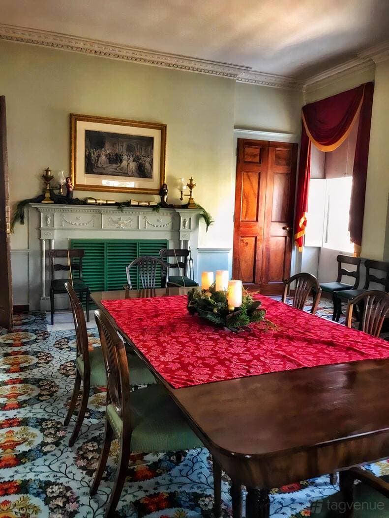 Shirley-Eustis House 13