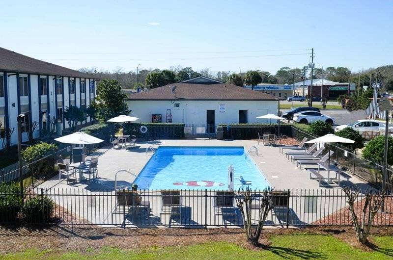Americas Best Value Inn & Suites Foley Gulf Shores 9