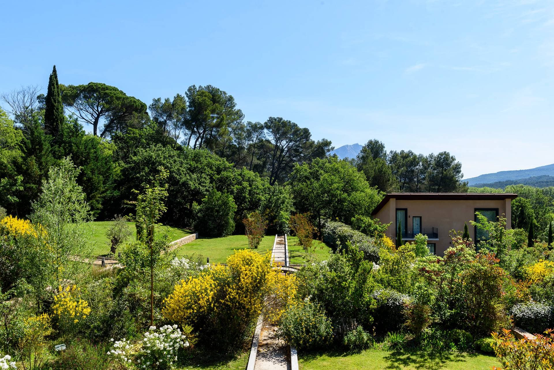 Les Lodges Sainte Victoire 17
