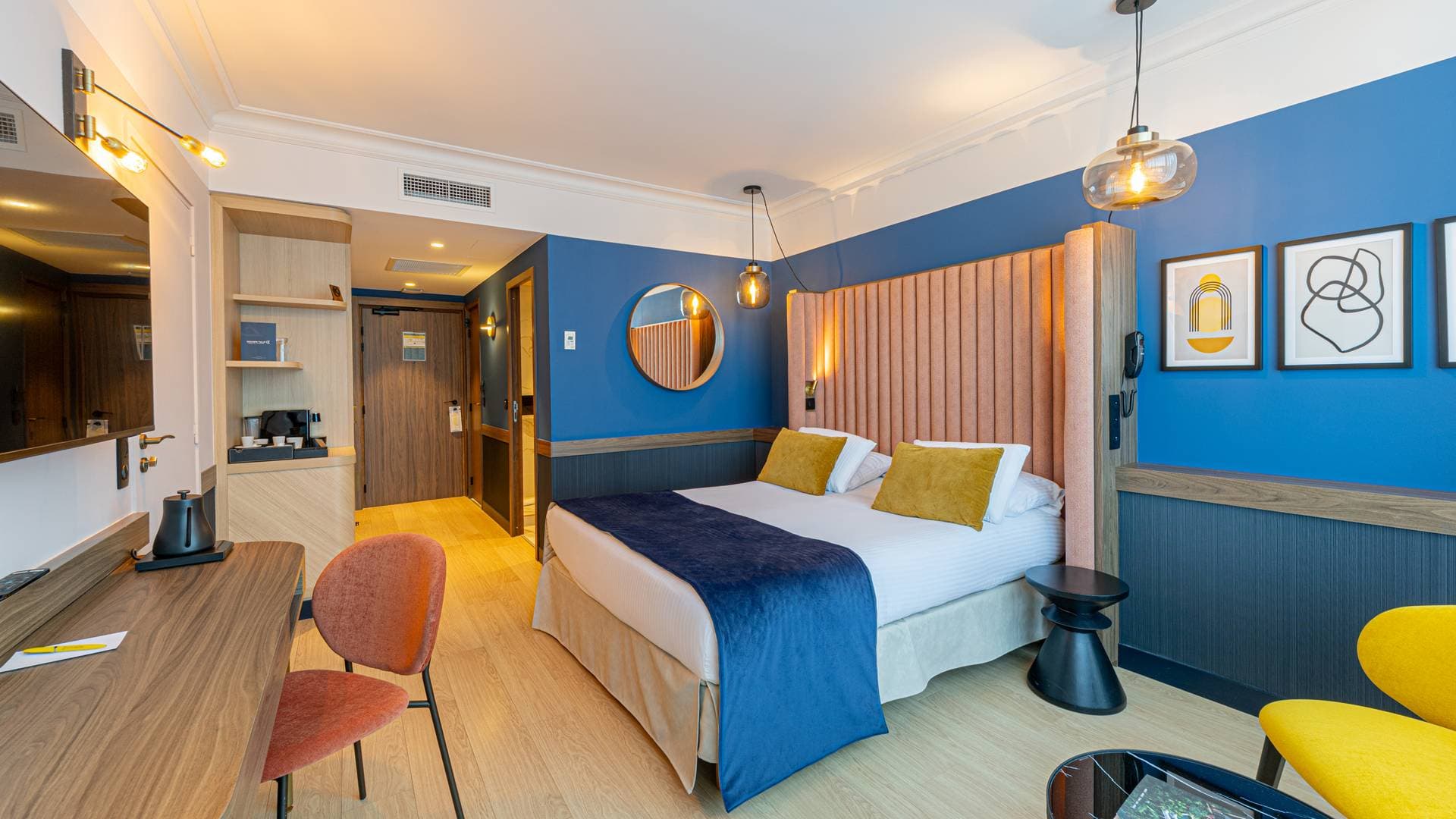 Le Riviera, Hôtel, Restaurant & Spa****  6