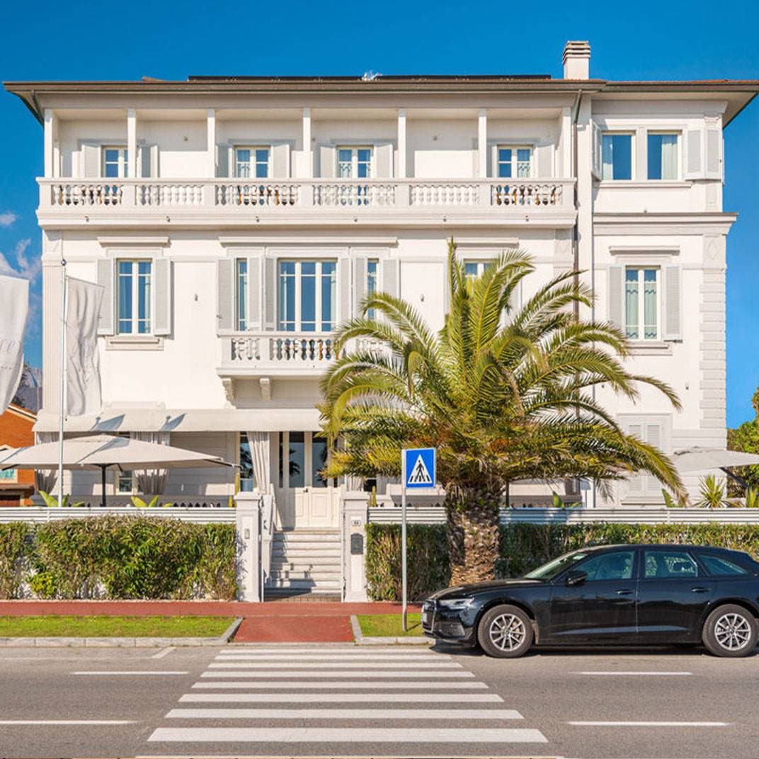 Villa Grey 2