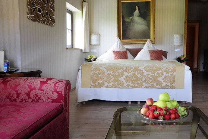 Hotel Schlossresidenz Heitzenhofen 2