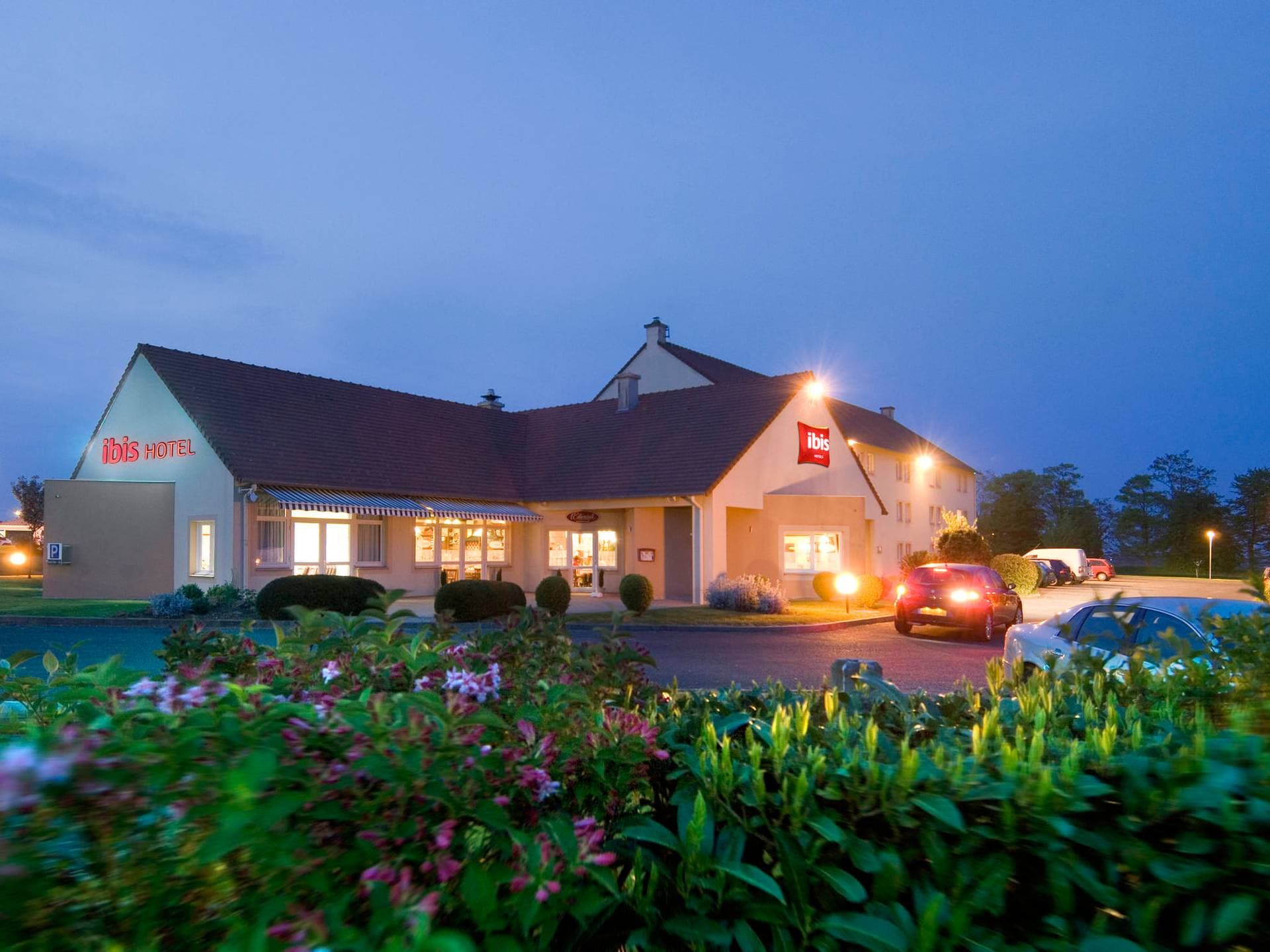 Ibis Falaise Coeur de Normandie 1