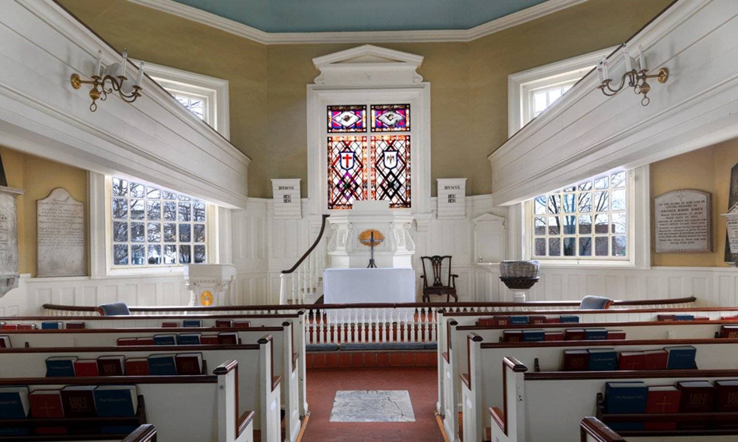 Riverside Weddings at Gloria Dei 11