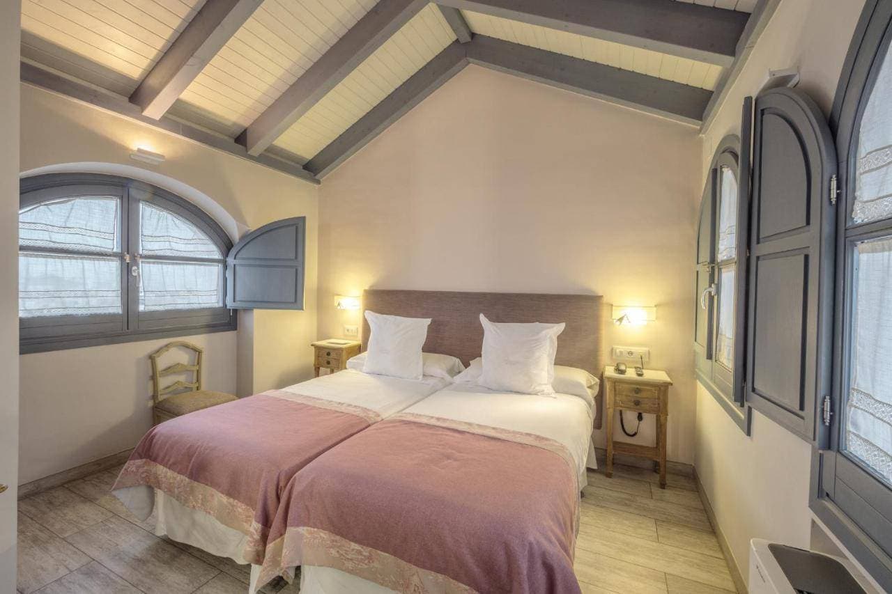 ApartaSuites Alberca 12