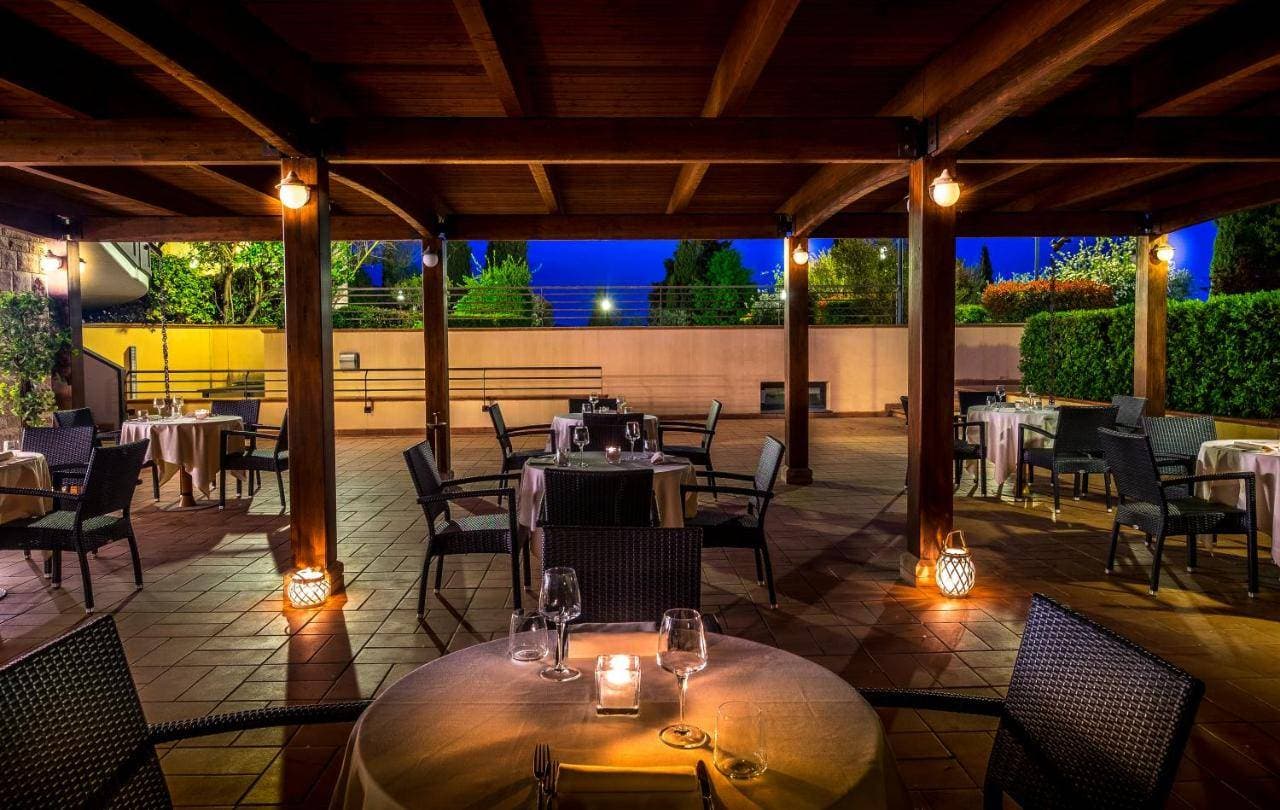 Roseo Hotel Assisi 6