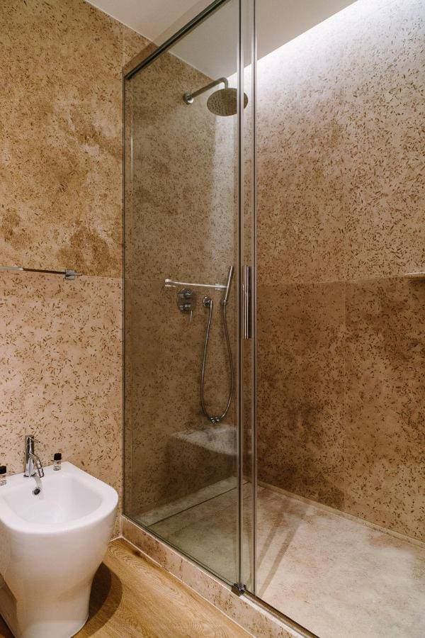 NUMA HOTEL 12