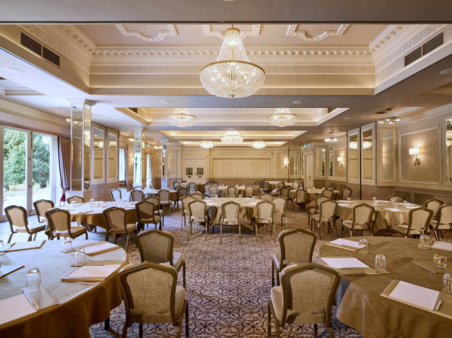 Down Hall Hotel 51