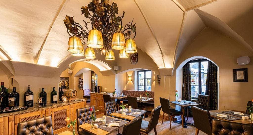 Goldener Adler Hotel & Restaurant 26